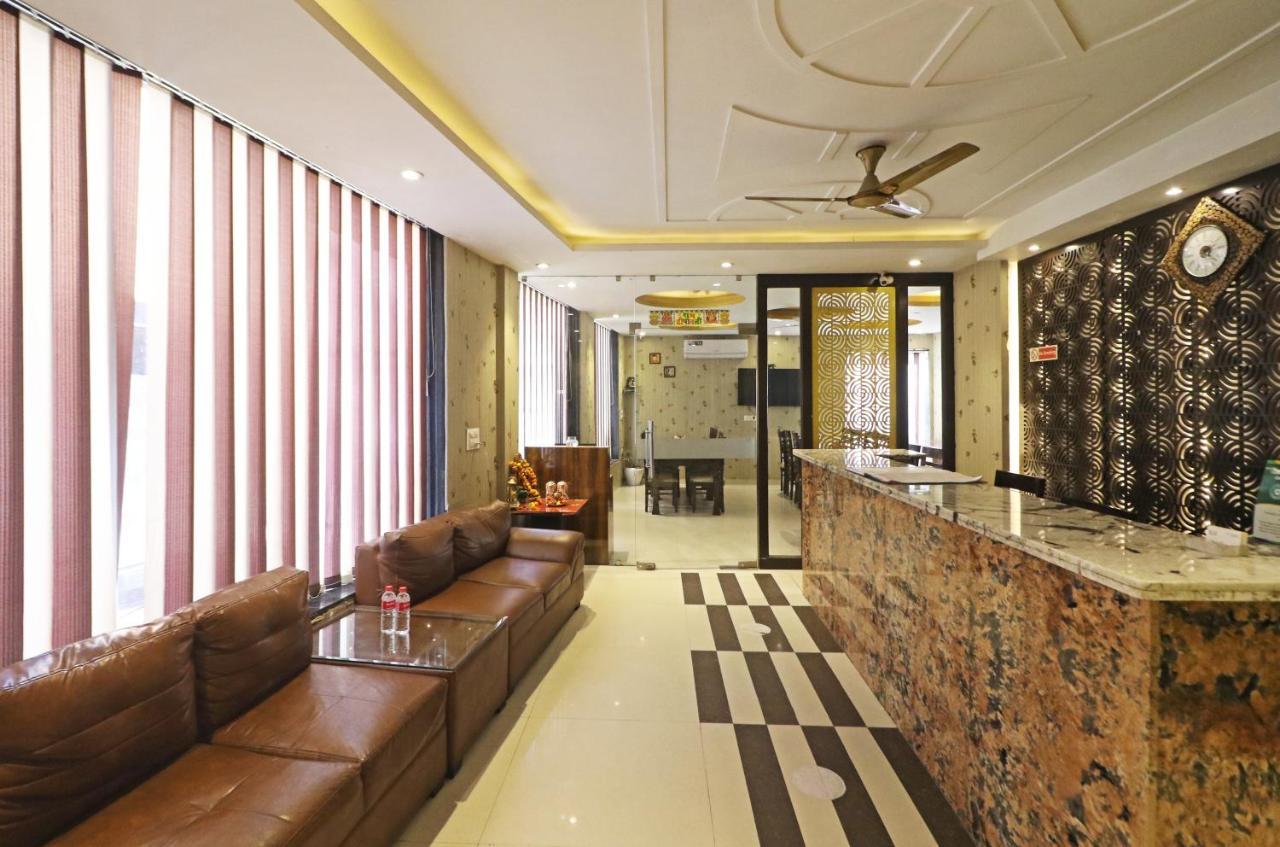 Hotel Paragon Suites นิวเดลี ภายนอก รูปภาพ